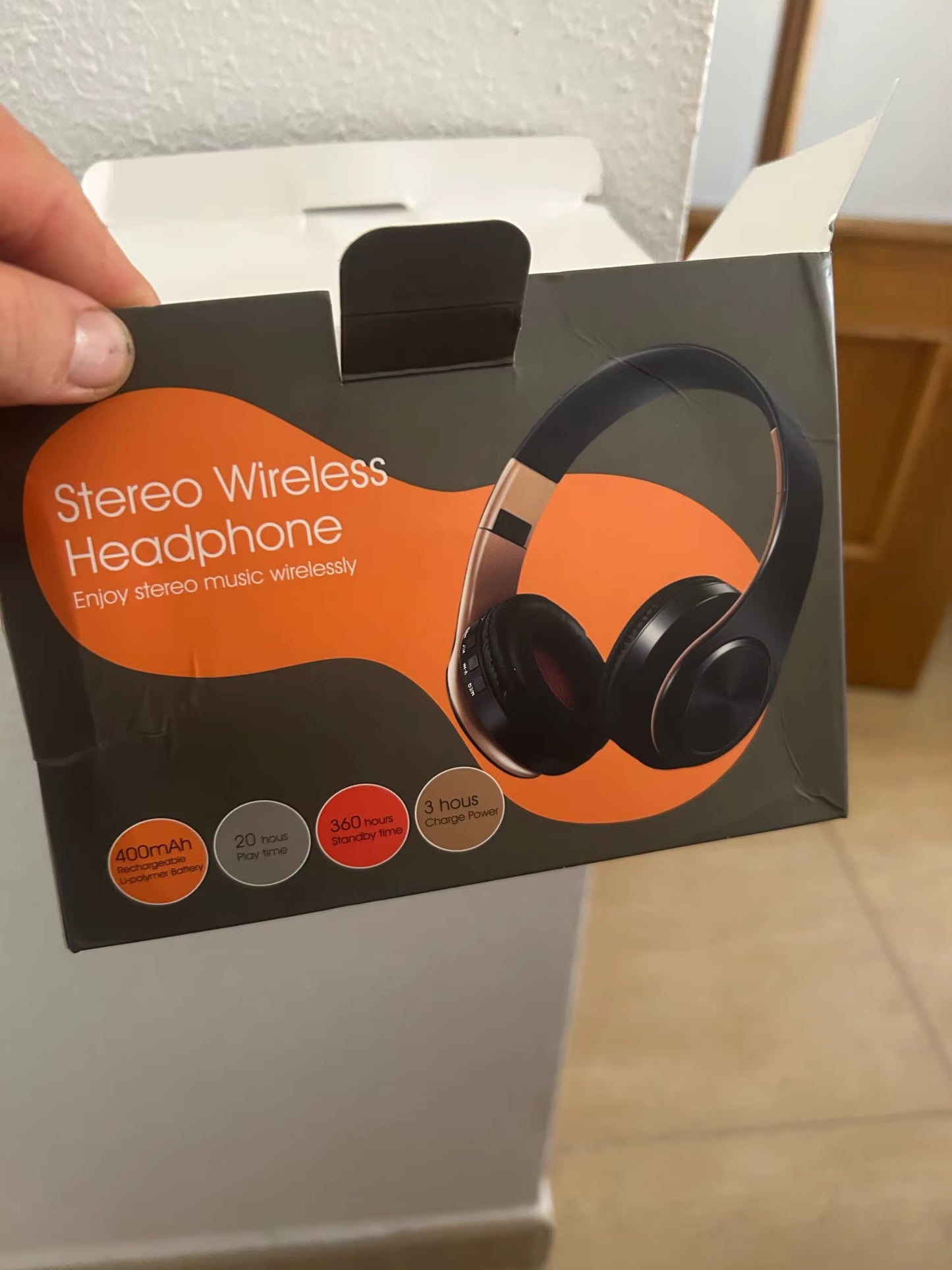 Gold Wireless Bluetooth Headphones with Built-in Mic – Universal for Android & iOS | MyPhoneAura
